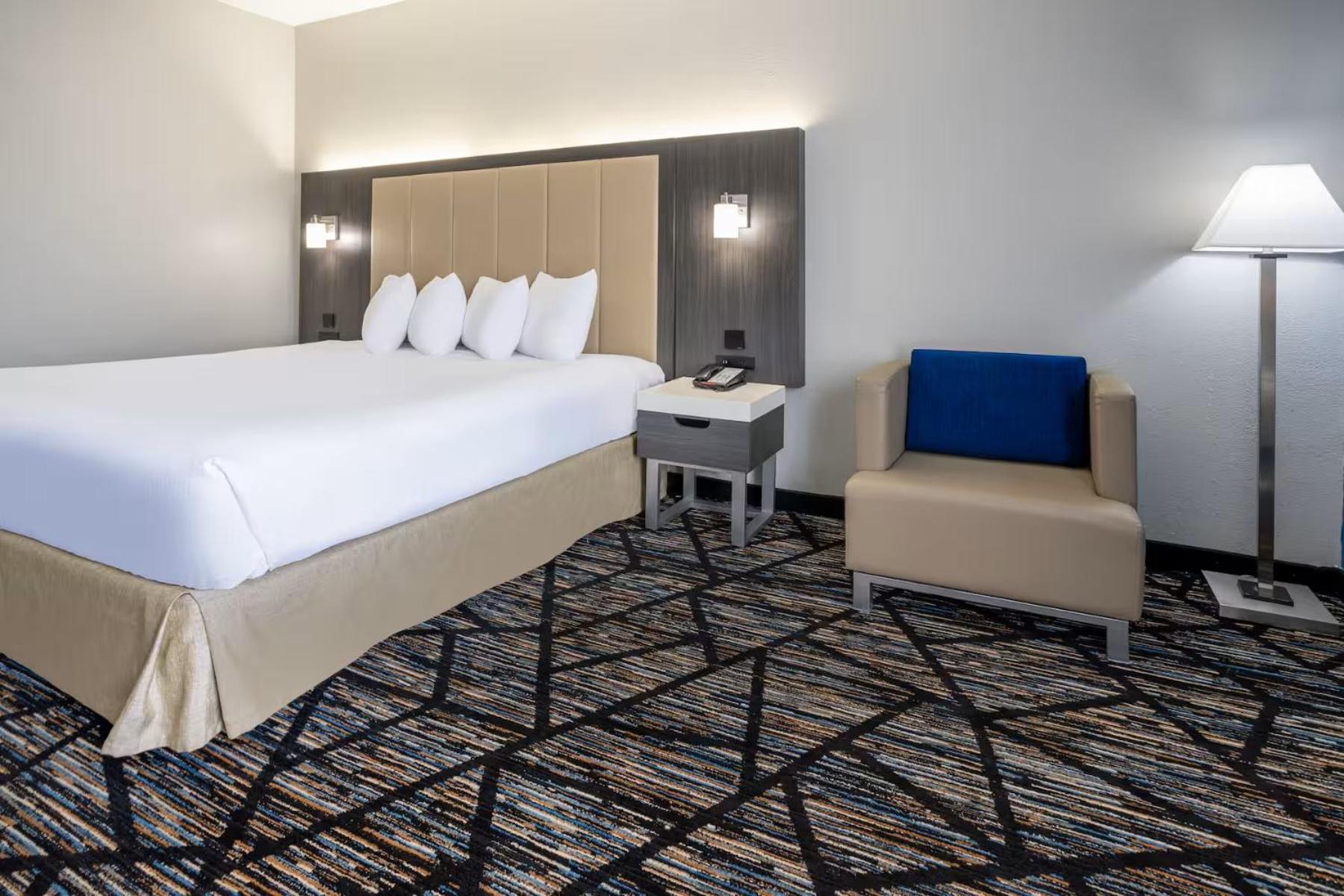 Baymont By Wyndham Lavergne La Vergne Exterior foto
